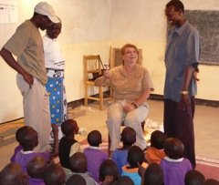 Introduction of African Animal Finger Puppets